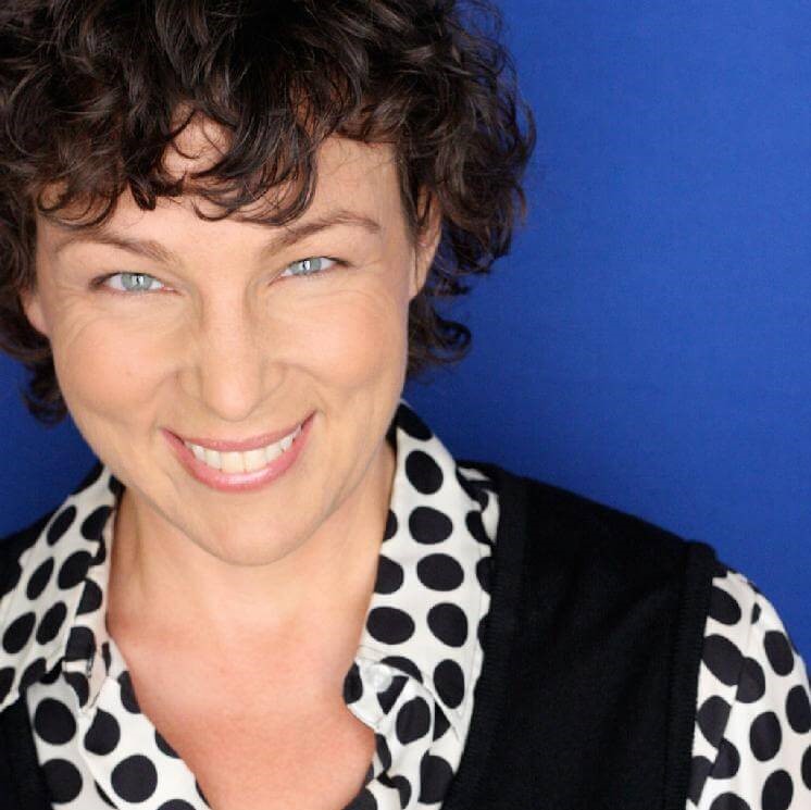 TISH HICKS HEADSHOT THE V.O. VO DOJO VOICE OVER ACTOR